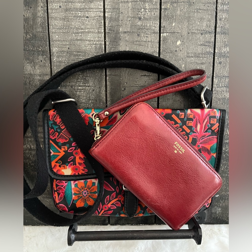 Fossil Mosaic Keyper Coated Canvas Floral Crossbo… - image 5